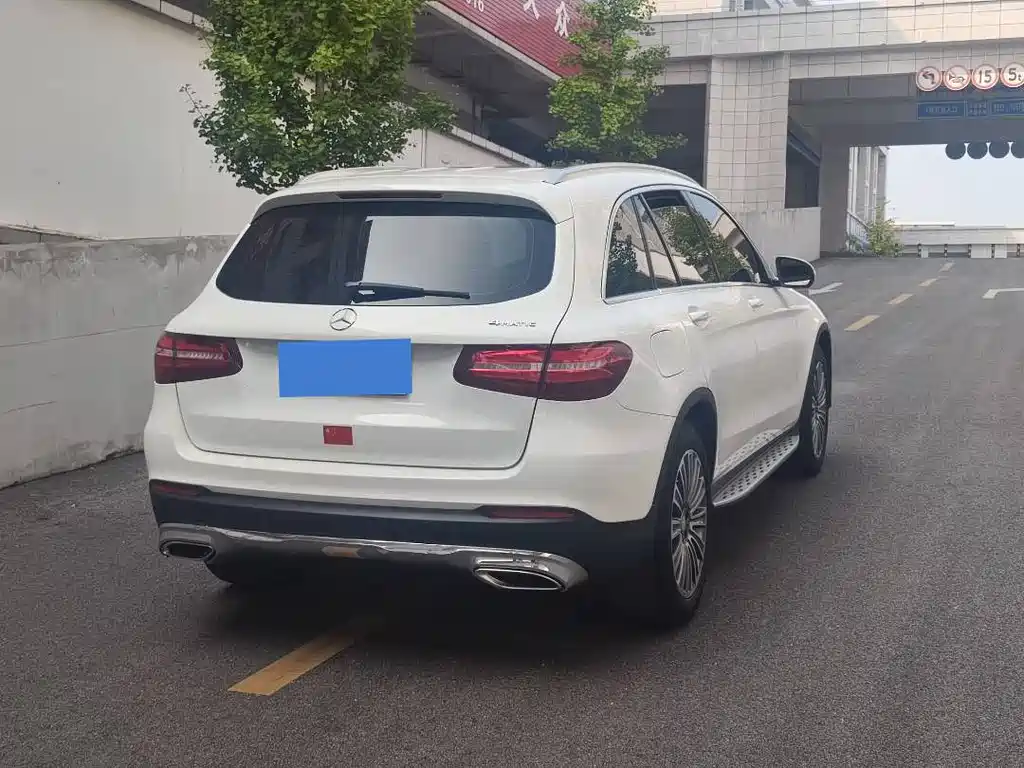 Mercedes-Benz GLC — миниатюра 9