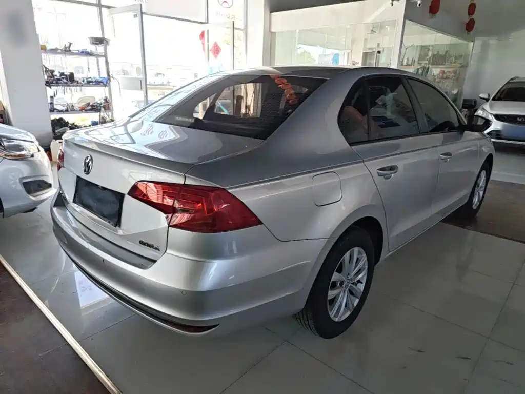 Volkswagen Bora — миниатюра 7