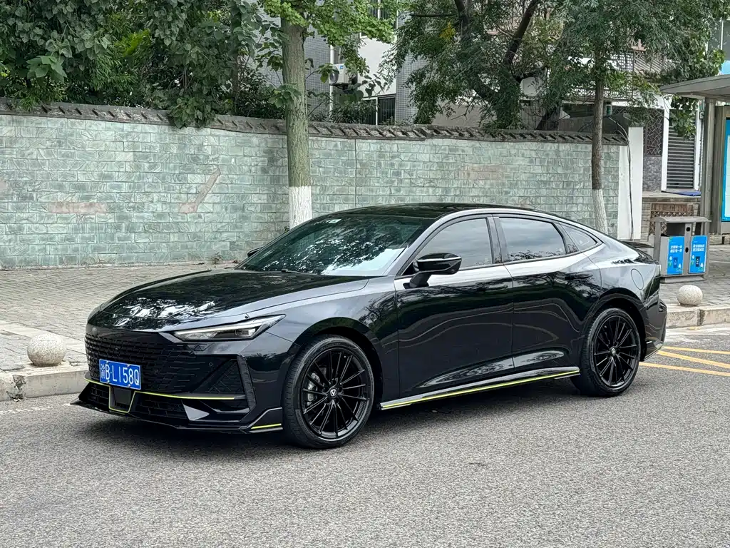 Changan UNI-V 2023