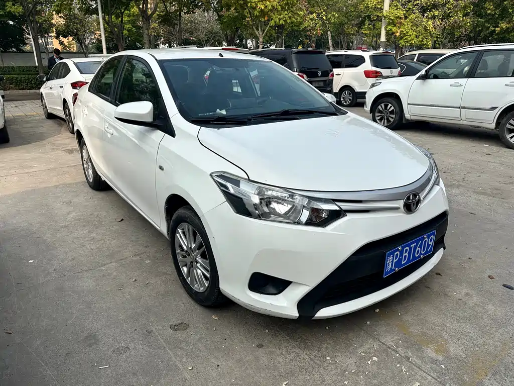 Toyota Vios — миниатюра 2