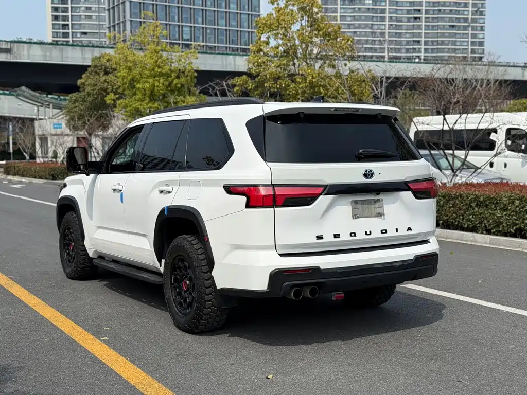 Toyota Sequoia 2023 3.5L