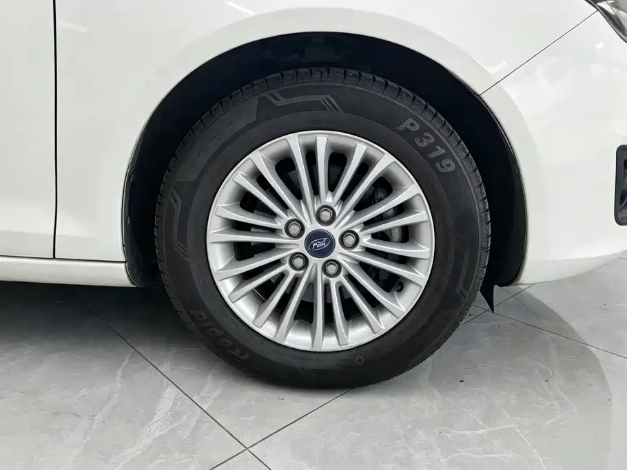 Ford Escort — миниатюра 6