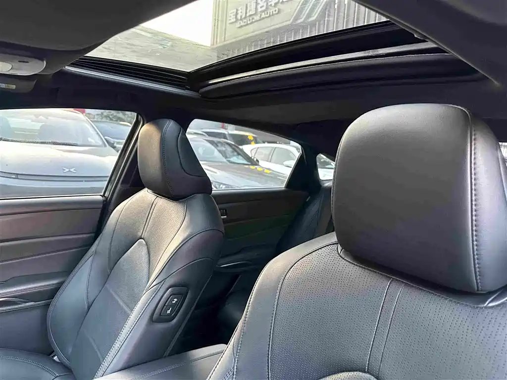 Toyota Avalon — миниатюра 17