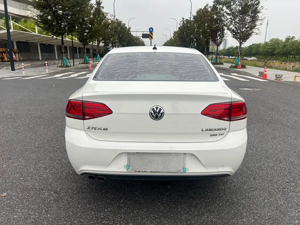 Volkswagen Lamando — миниатюра 6