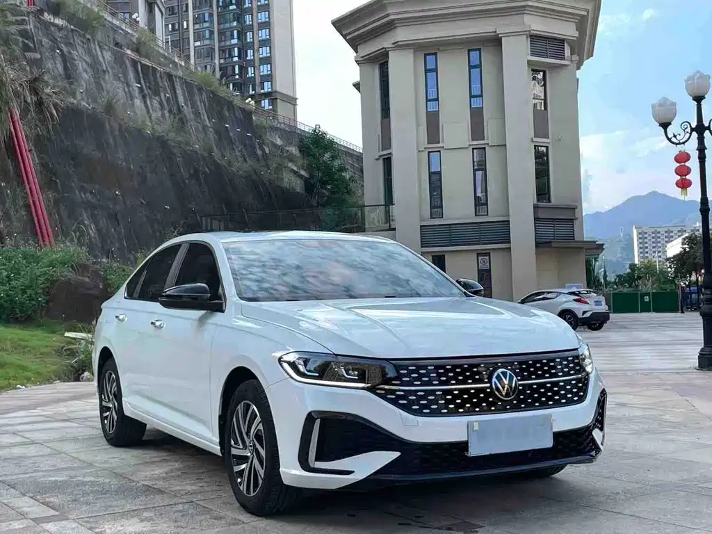 Volkswagen Lavida — миниатюра 2