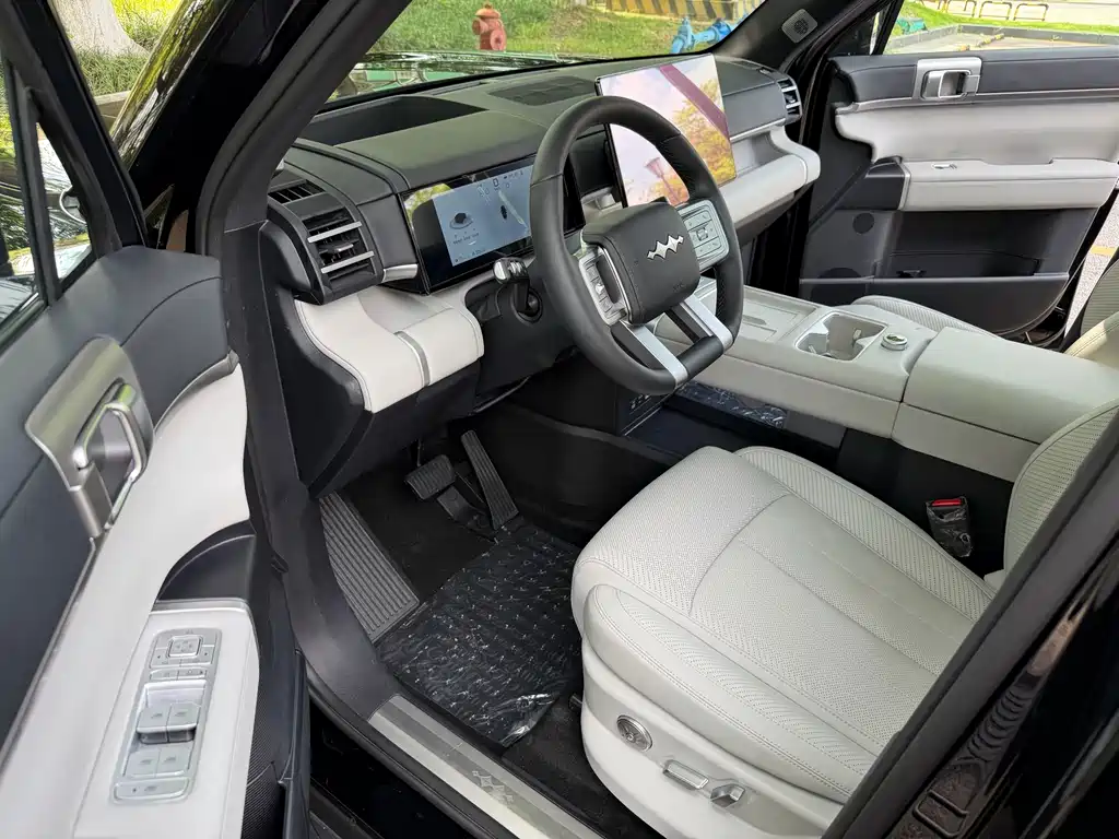 Fangchengbao Leopard 7 7 2025 190KM Ultra