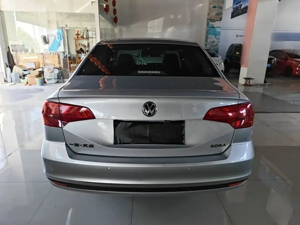 Volkswagen Bora — миниатюра 6