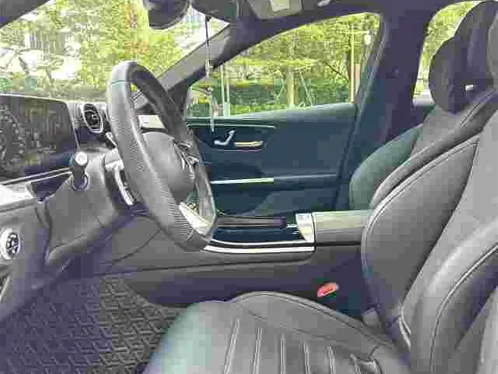 Mercedes-Benz C-Class — миниатюра 6