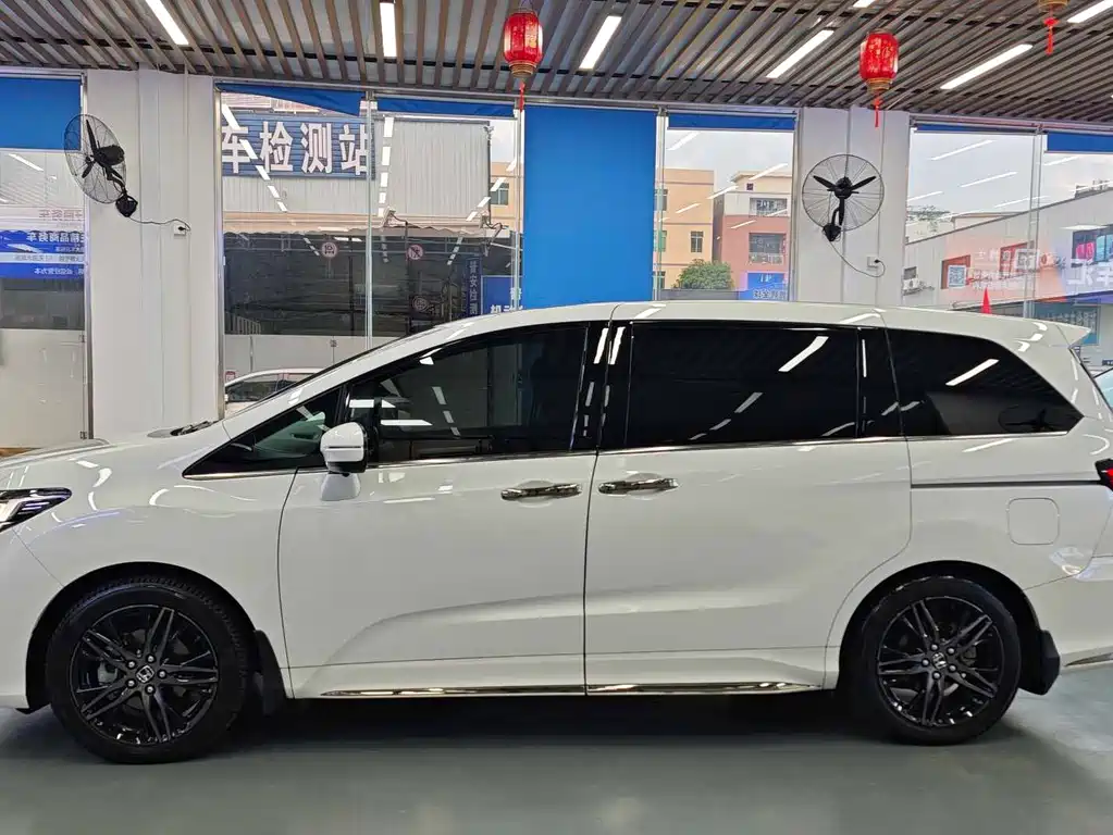 Honda Odyssey — миниатюра 4