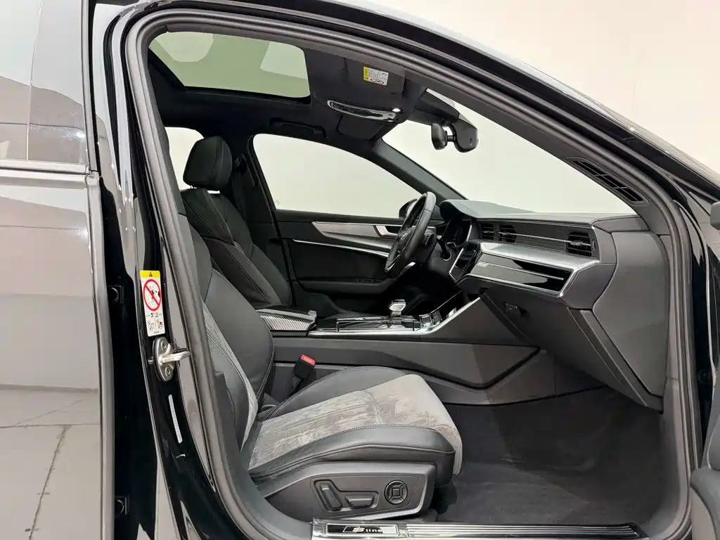 Audi A6L — миниатюра 18