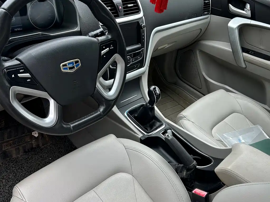 Geely Emgrand — миниатюра 2
