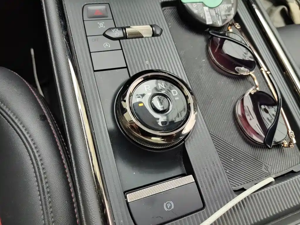 Ford Mondeo — миниатюра 15