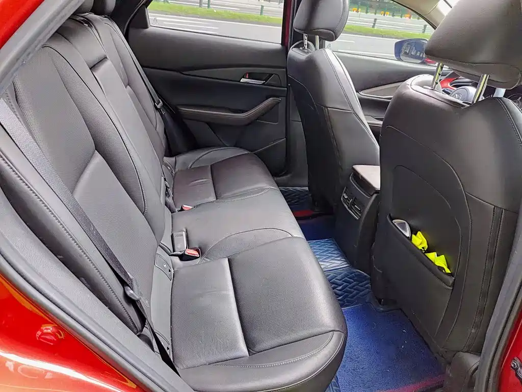 Mazda CX-30 — миниатюра 11