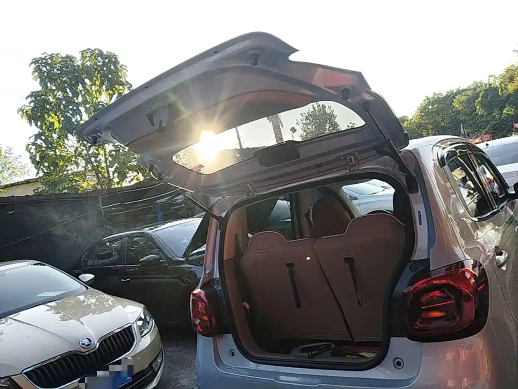 Wuling MINIEV — миниатюра 19