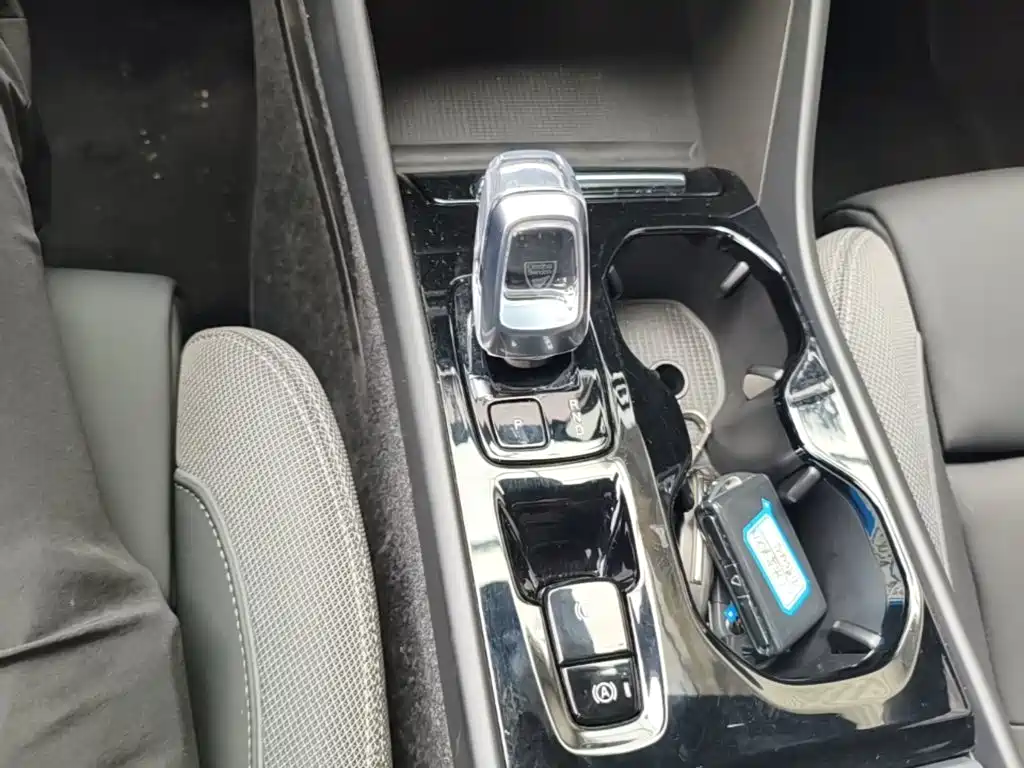 Volvo XC40 — миниатюра 14