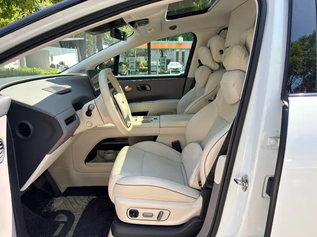 Li Auto Li i8 — миниатюра 17