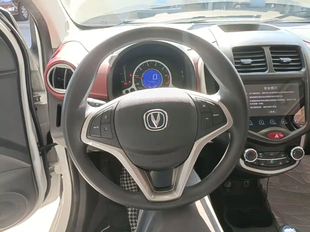 Changan BenBen — миниатюра 11