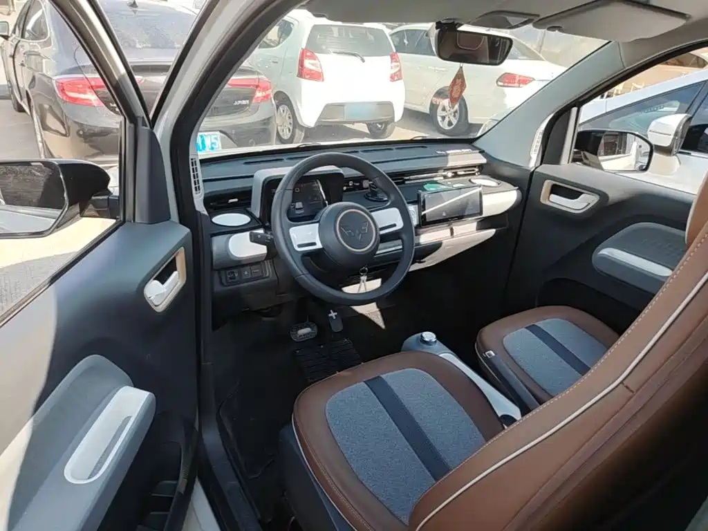 Wuling MINIEV — миниатюра 15