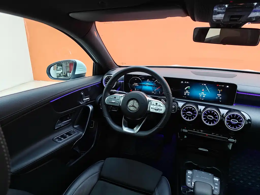 MERCEDES-BENZ A CLASS