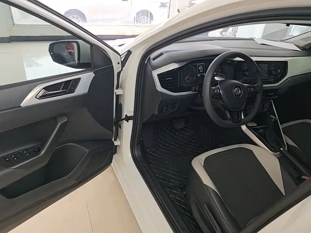 Volkswagen Polo — миниатюра 16
