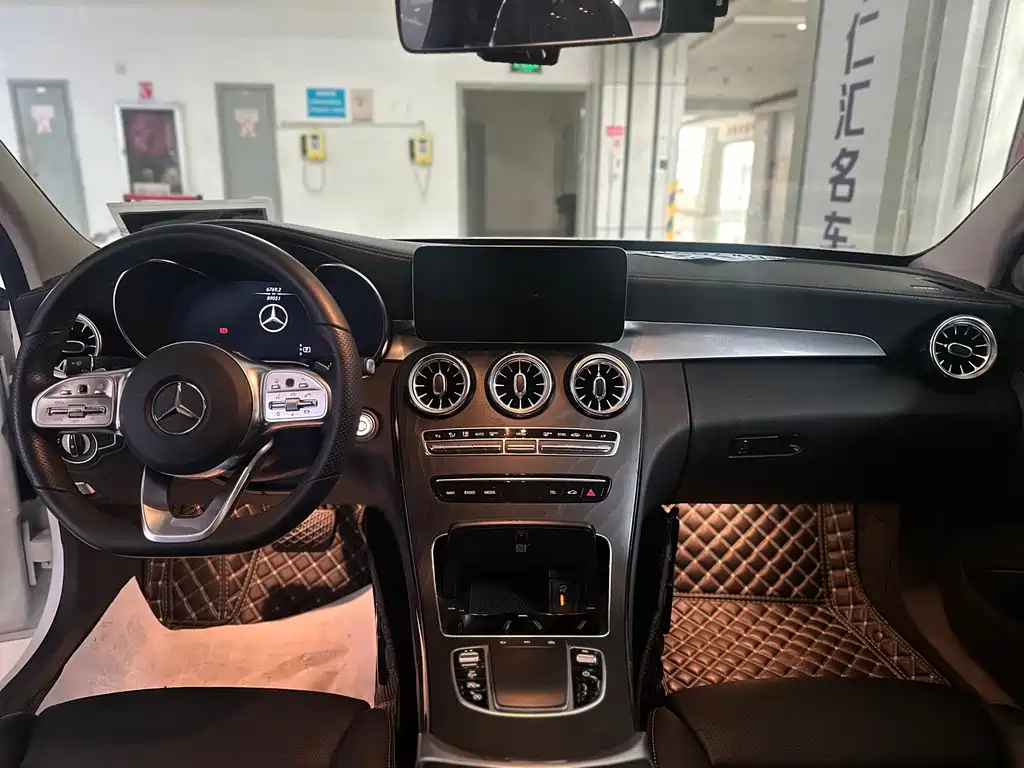 MERCEDES-BENZ C CLASS