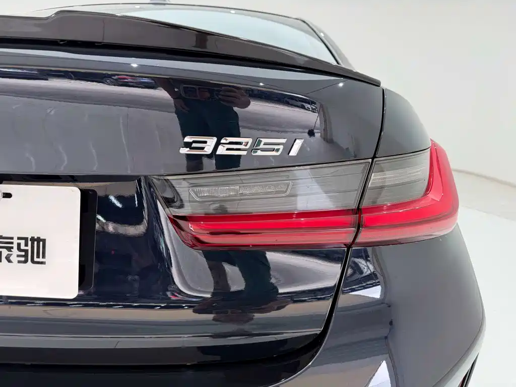 BMW 3 Series — миниатюра 10