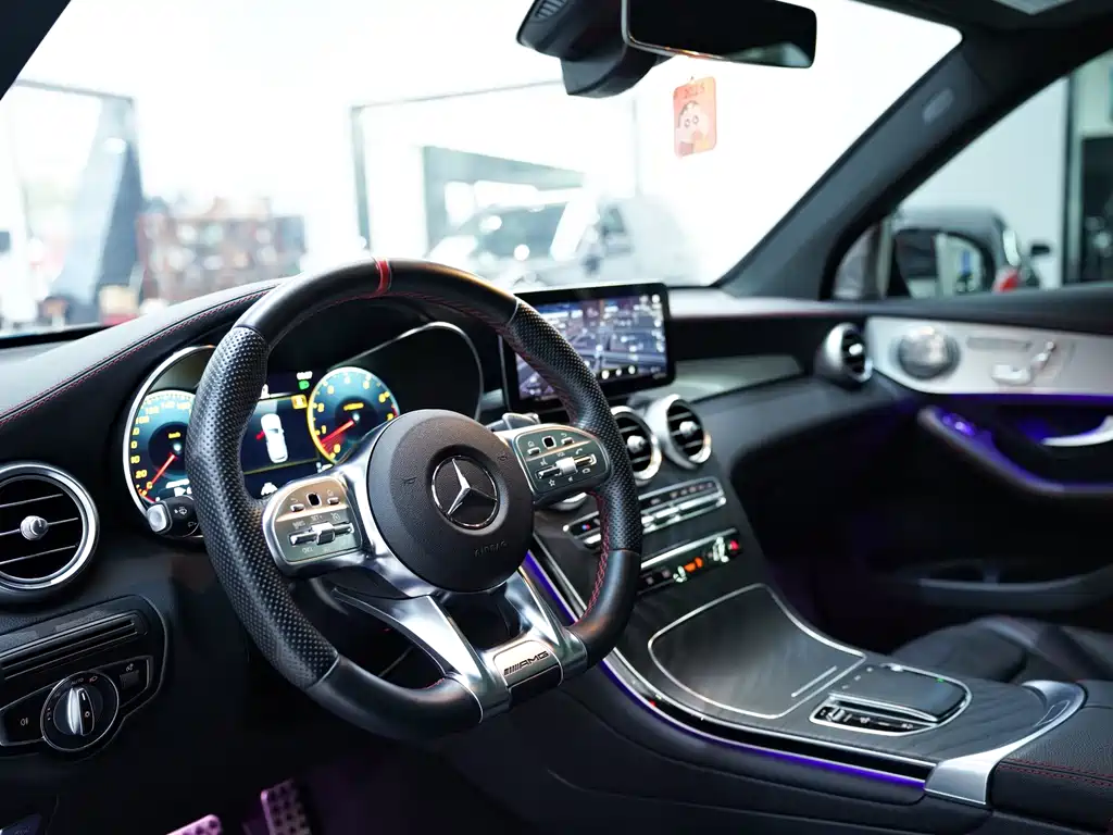 MERCEDES-BENZ GLC AMG