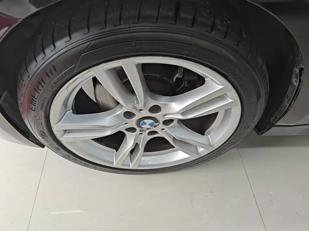 BMW 3 Series — миниатюра 23
