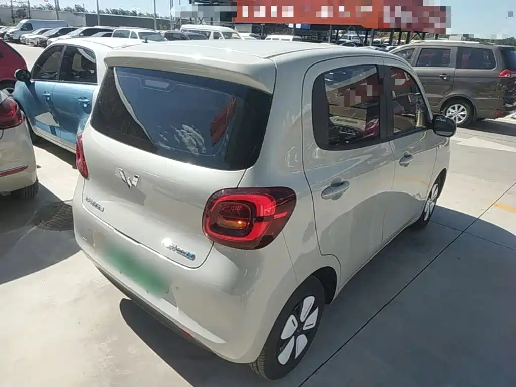 Wuling MINIEV — миниатюра 7