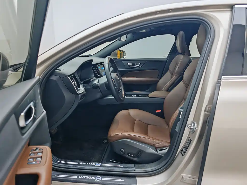 Volvo S60 — миниатюра 14