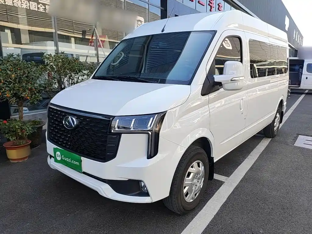 MAXUS V80
