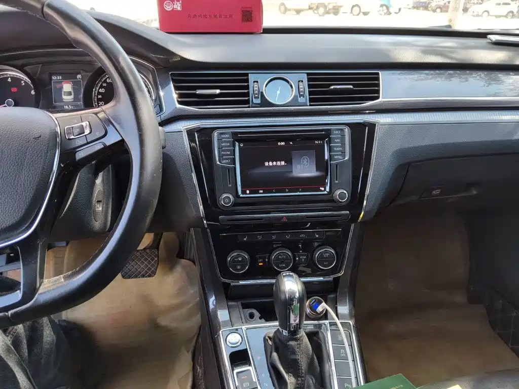 Volkswagen Passat — миниатюра 9