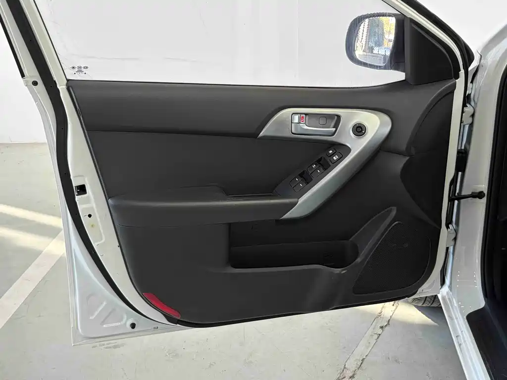 Kia Forte — миниатюра 19