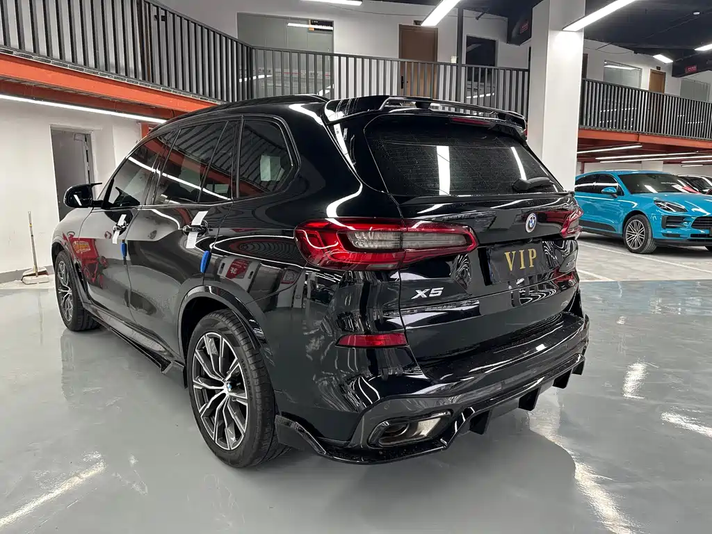 BMW X5 (Import) — миниатюра 16