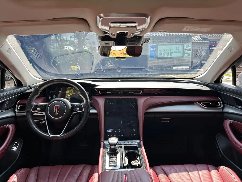 Hongqi Hongqi H5 — миниатюра 7