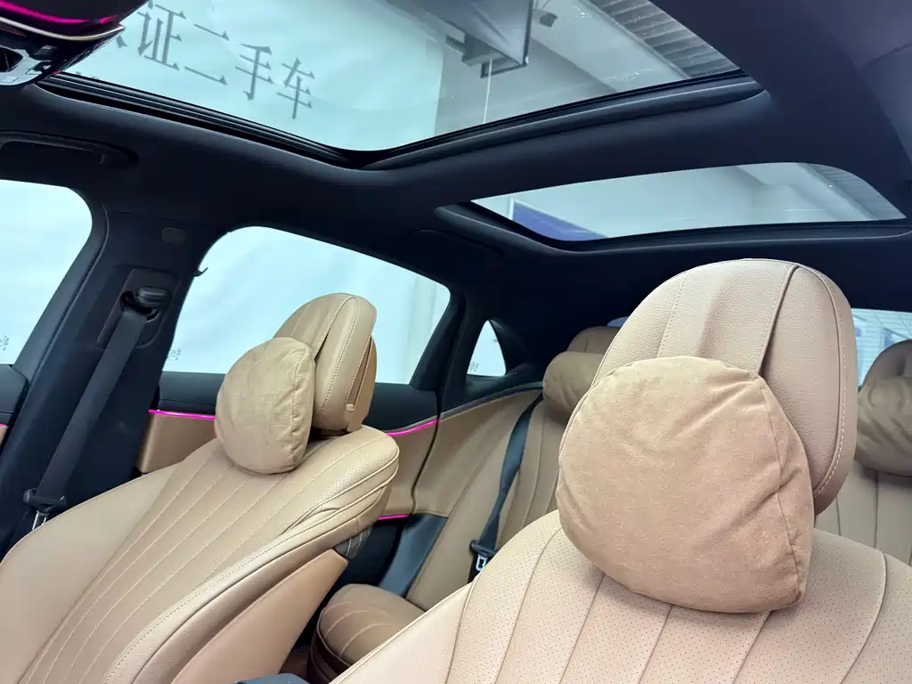 Mercedes-Benz E-Class New Energy — миниатюра 13