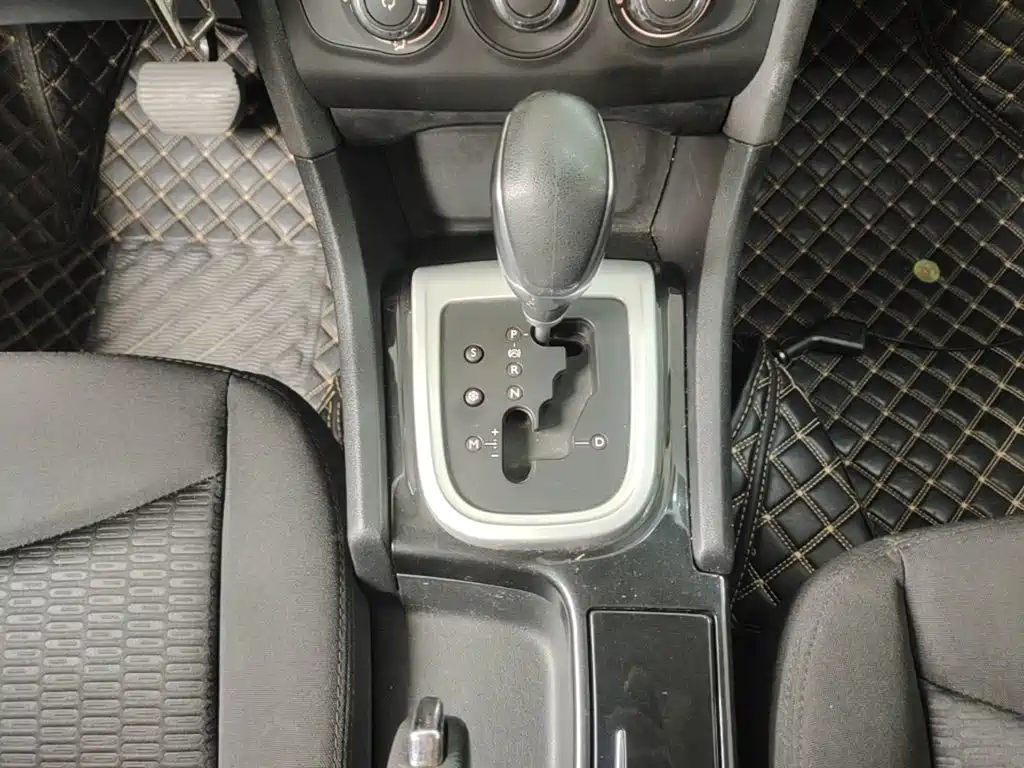 Citroen C4L — миниатюра 14