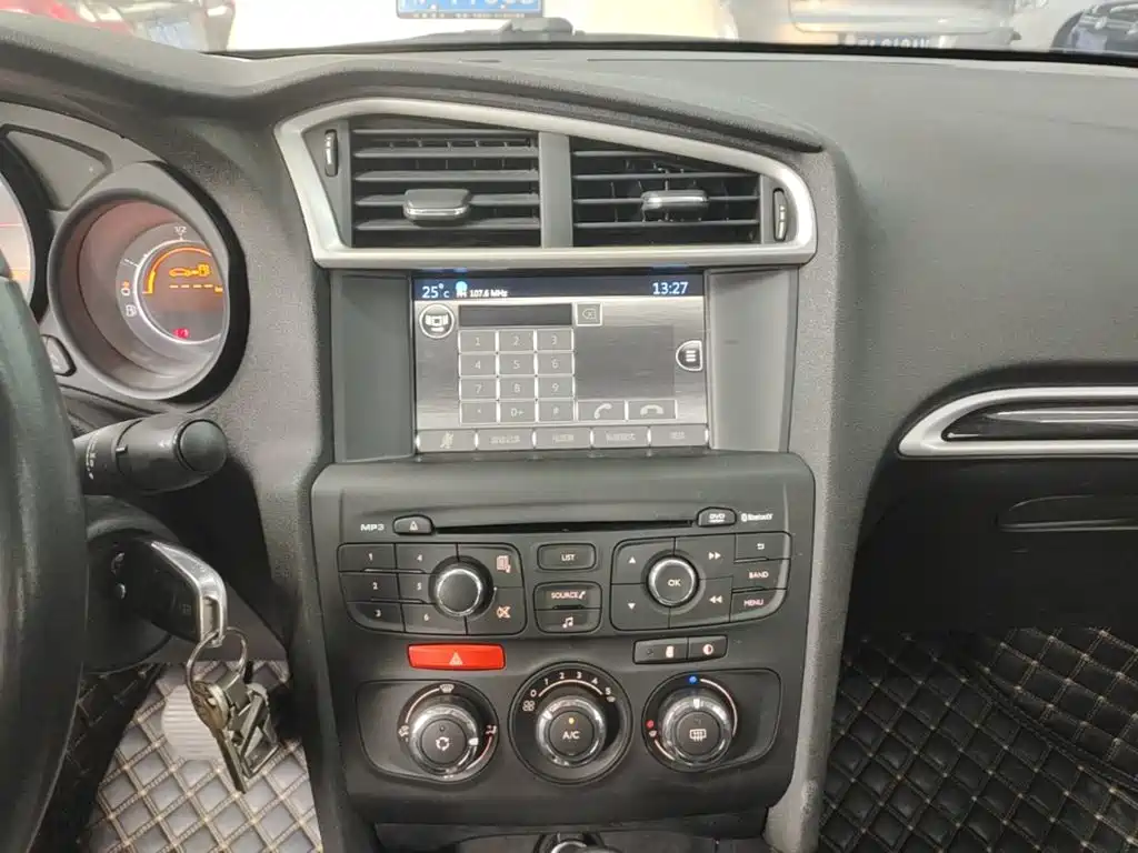 Citroen C4L — миниатюра 13
