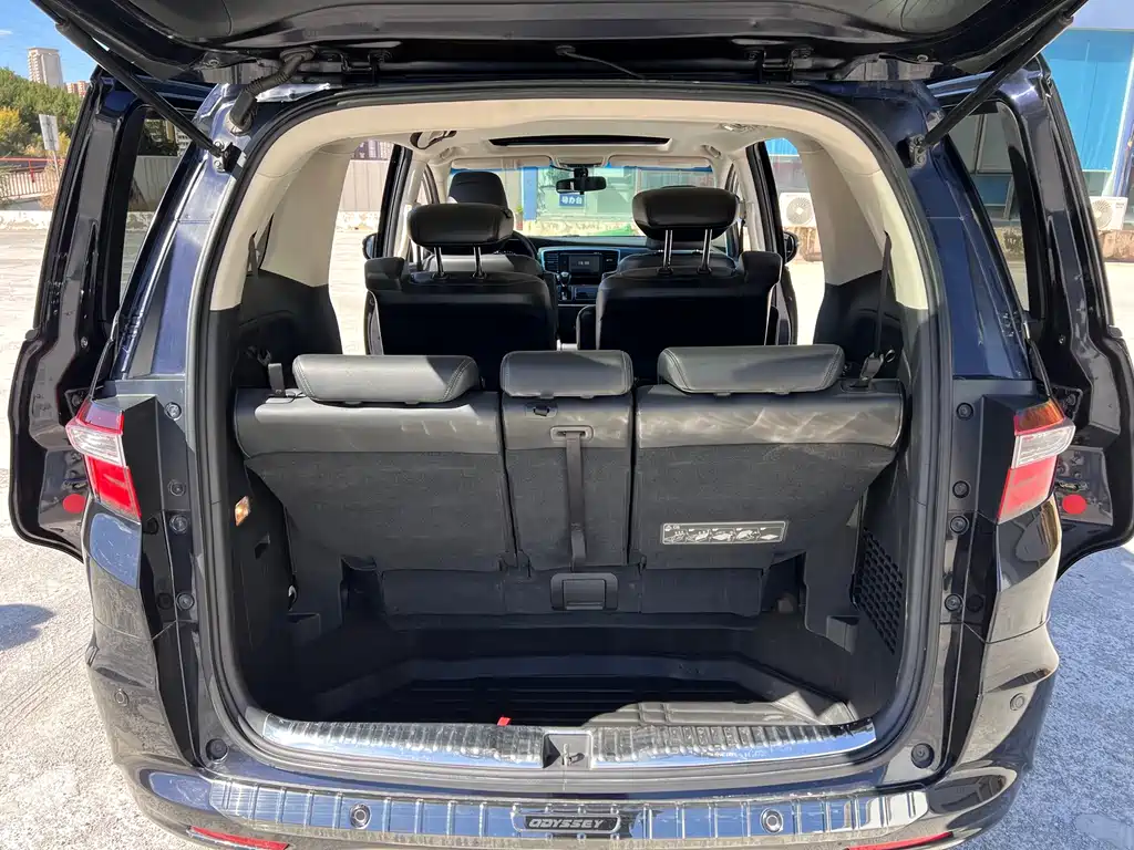Honda Odyssey — миниатюра 17