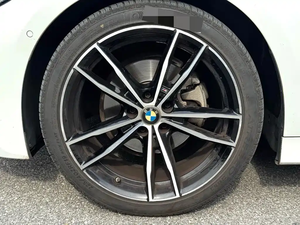 BMW 3 Series — миниатюра 8
