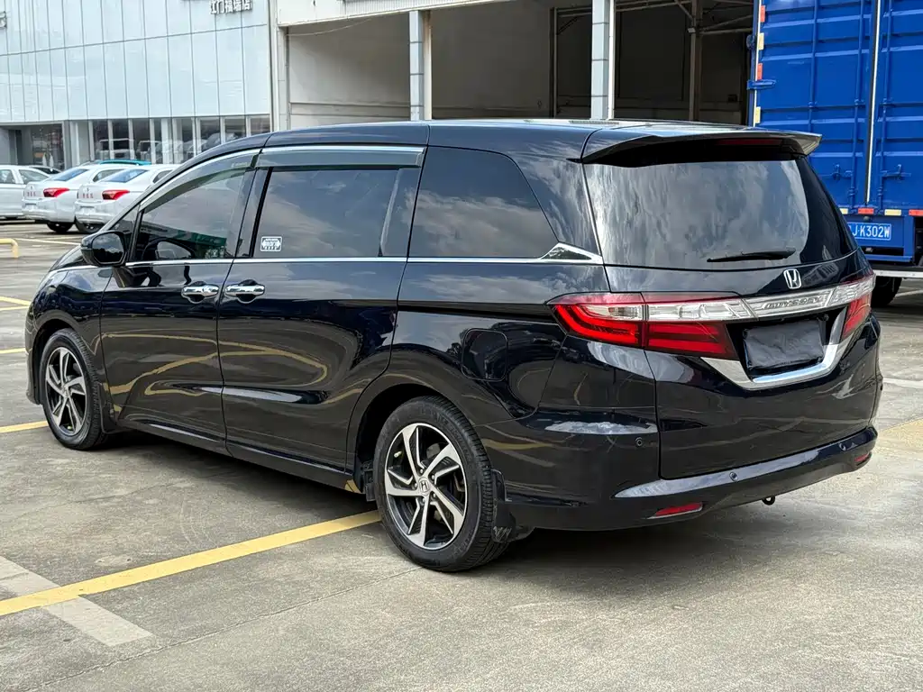 Honda Odyssey — миниатюра 6