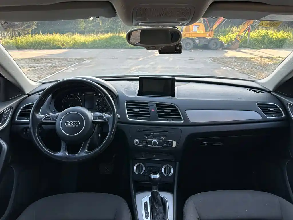 Audi Q3 — миниатюра 10