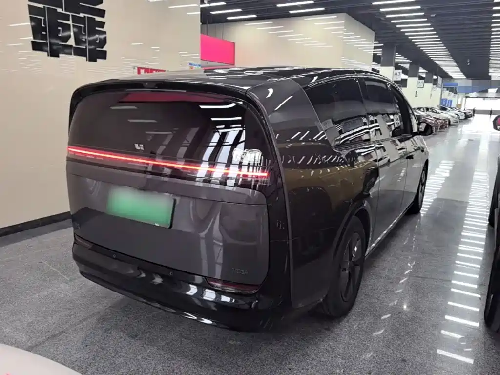 Li Auto Li MEGA — миниатюра 7