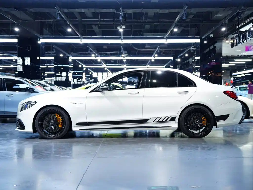 Mercedes-Benz C-Class AMG — миниатюра 4