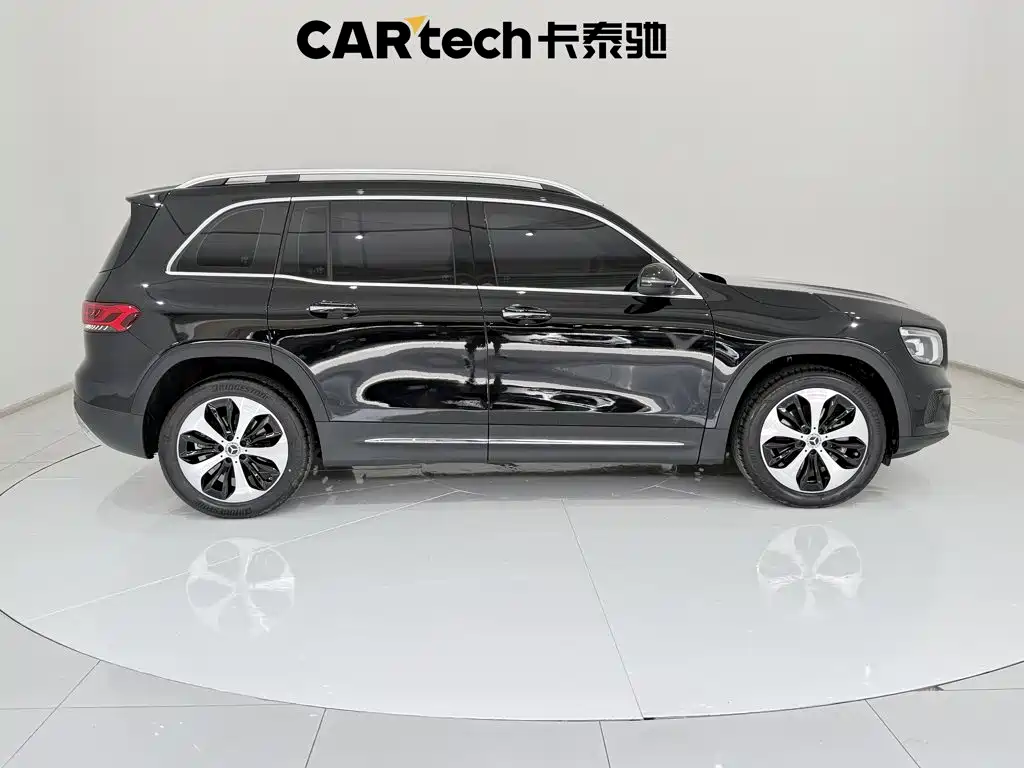 Mercedes-Benz GLB — миниатюра 4
