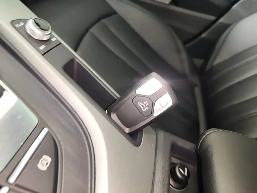 Audi A4L — миниатюра 9