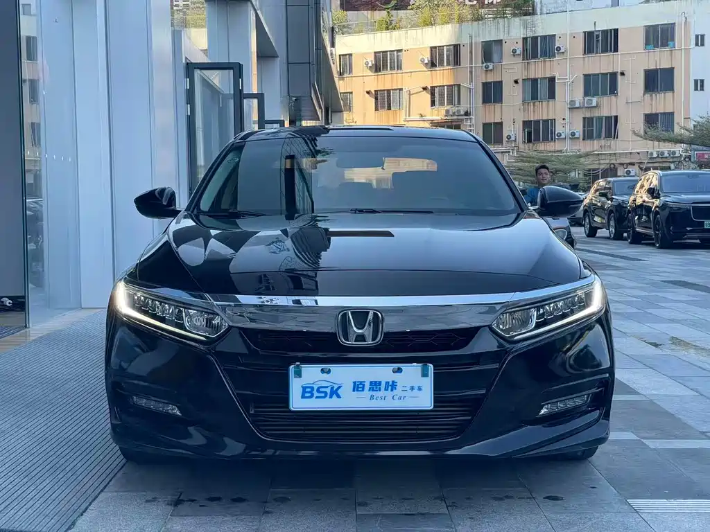 Honda Accord — миниатюра 2