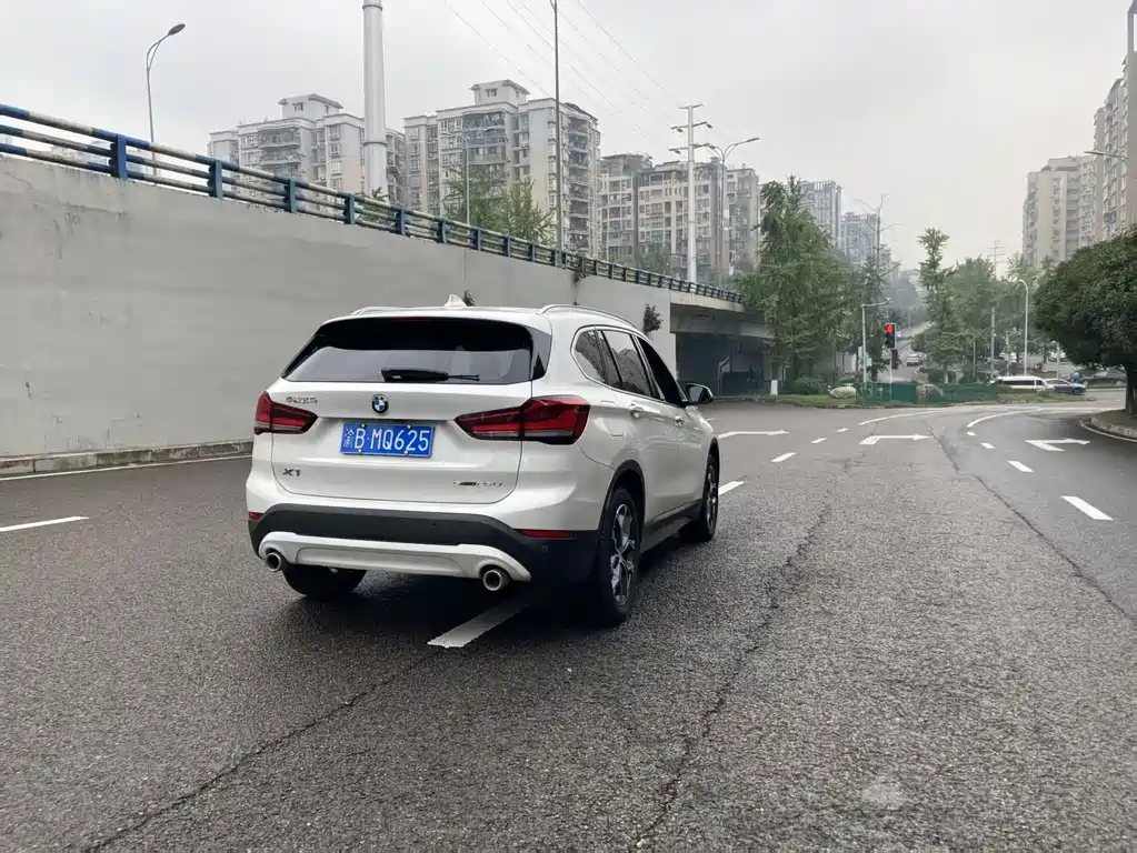 BMW X1 — миниатюра 12