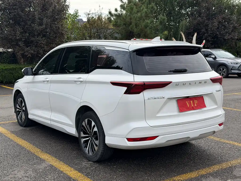 Wuling Victory — миниатюра 5