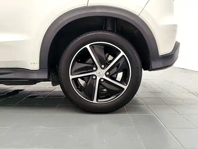Honda Vezel — миниатюра 16